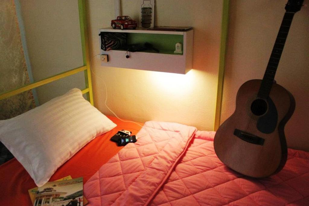 Tid Tarad Hostel Хуа Хин Номер фото
