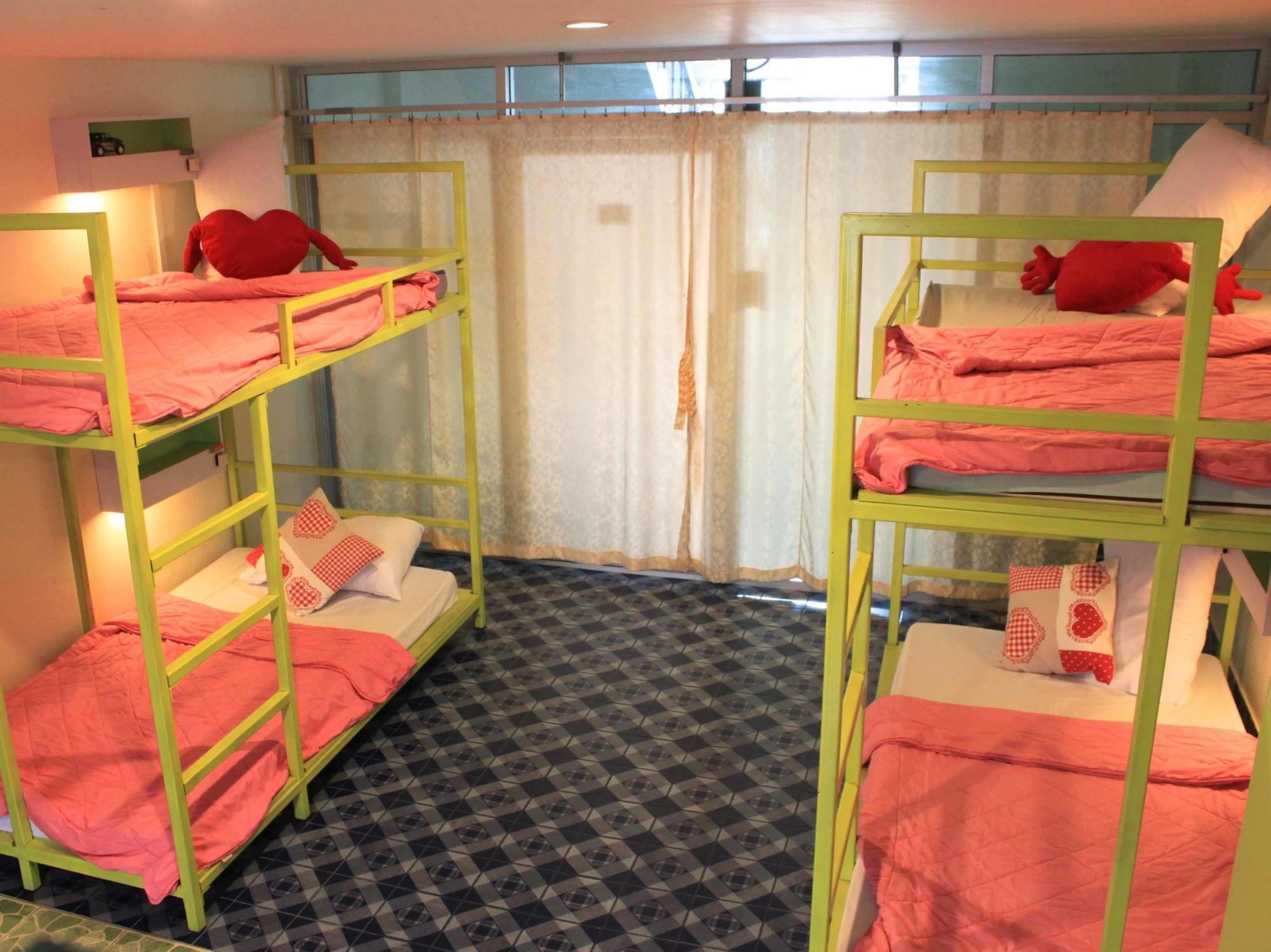 Tid Tarad Hostel Хуа Хин Экстерьер фото